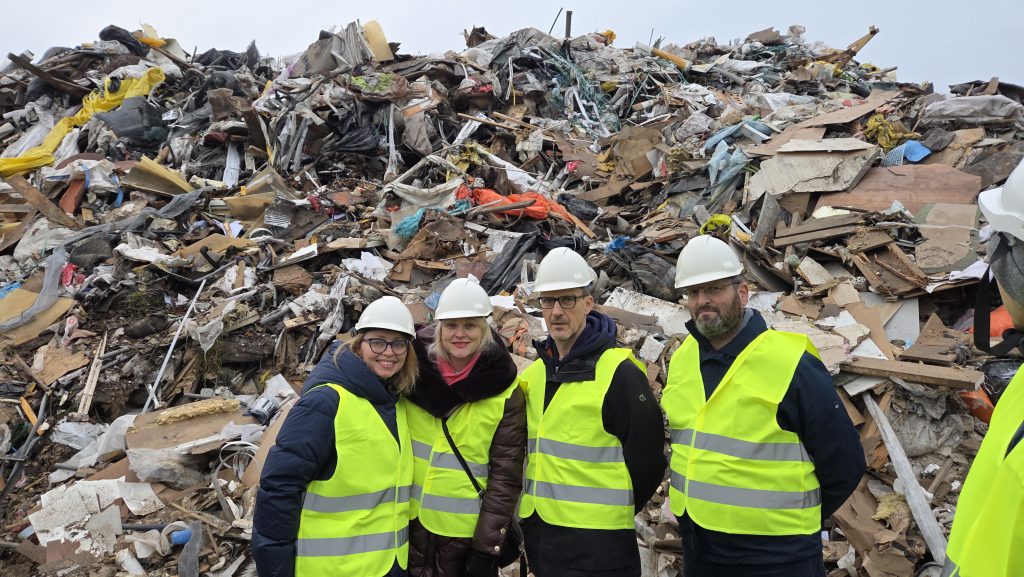 Circular Economy in Practice: Insights from CleanR and the “Nomales” Exchange Point